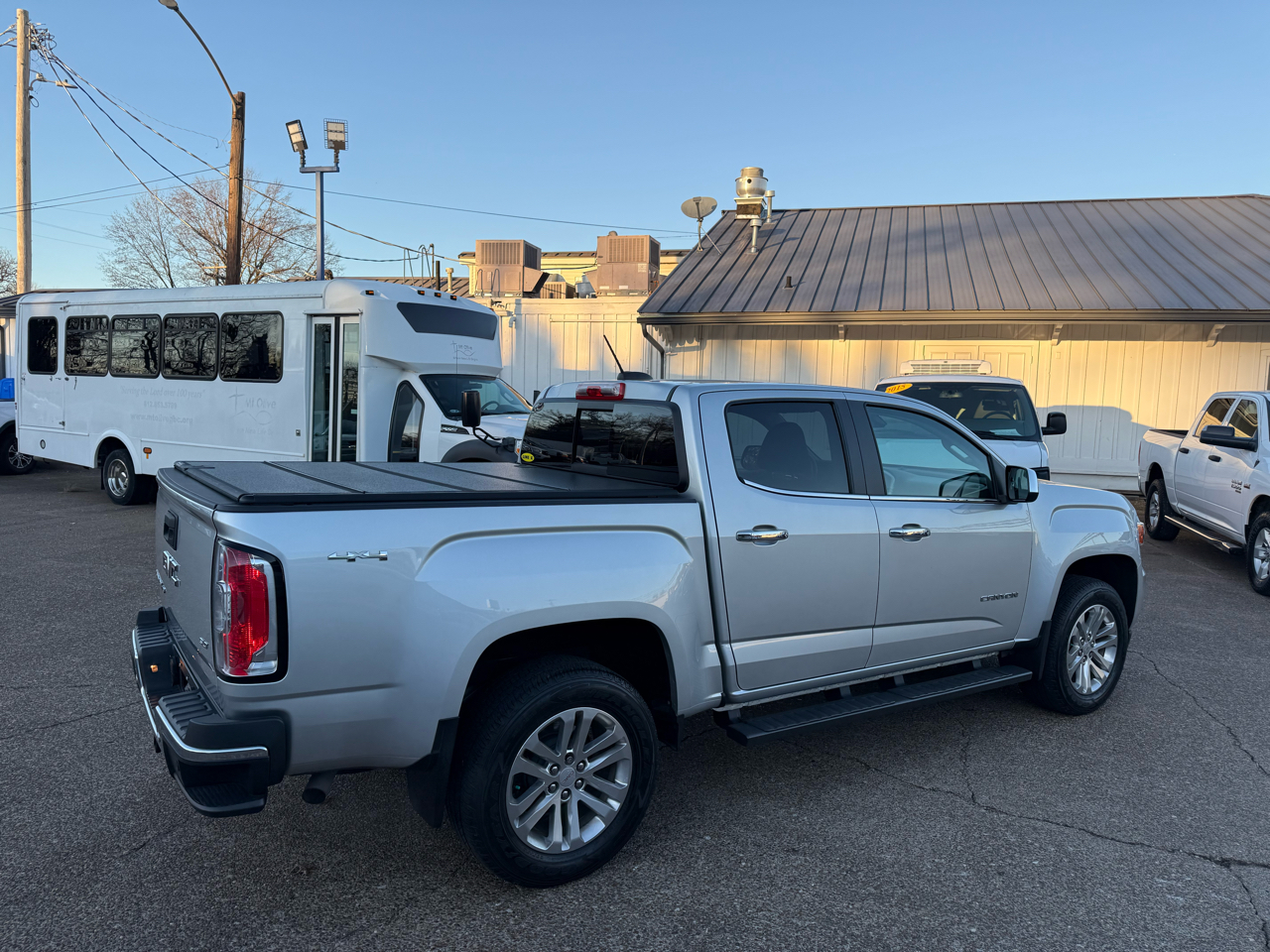 GMC Canyon 4WD Crew Cab 128.3" SLT 2019