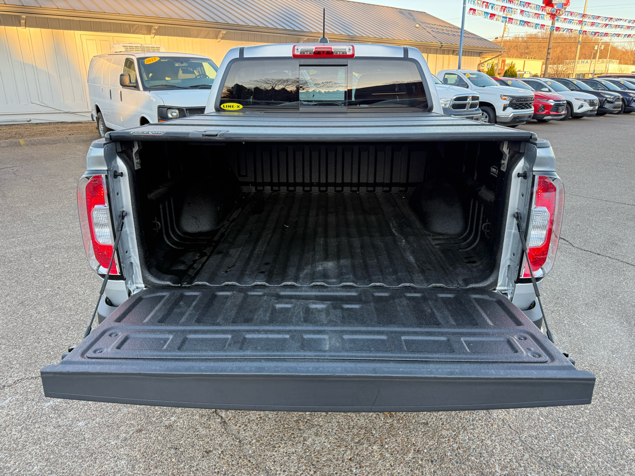 GMC Canyon 4WD Crew Cab 128.3" SLT 2019