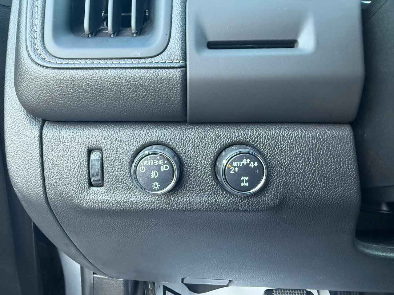 GMC Canyon 4WD Crew Cab 128.3" SLT 2019