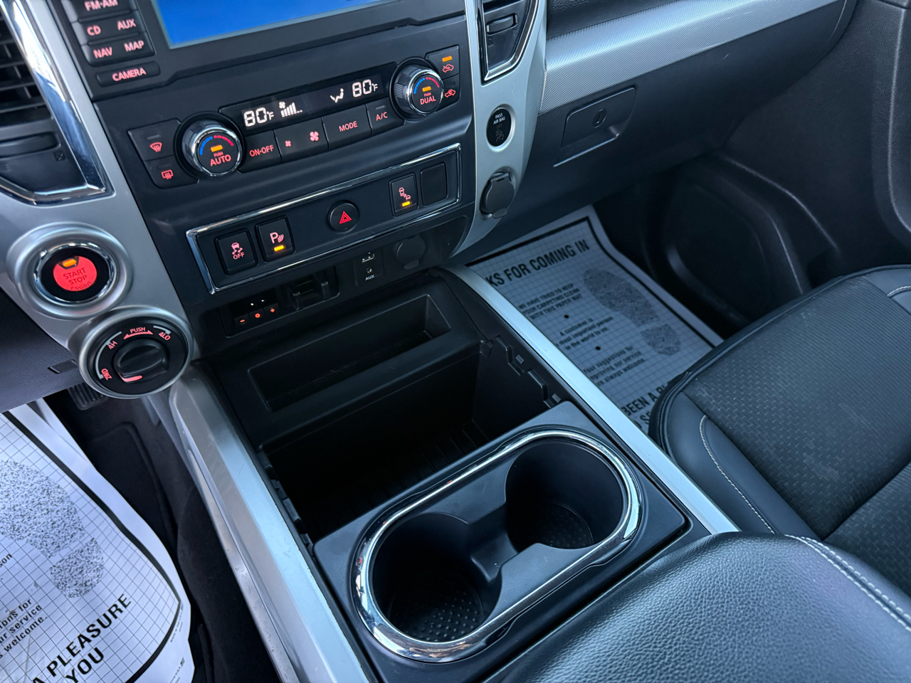 Nissan Titan 4x4 Crew Cab PRO-4X 2017