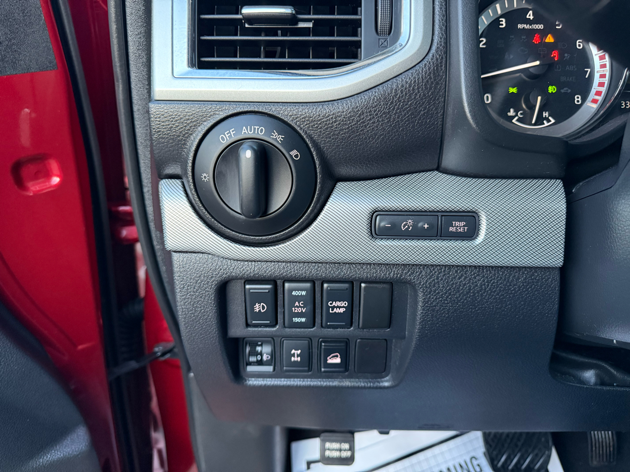 Nissan Titan 4x4 Crew Cab PRO-4X 2017