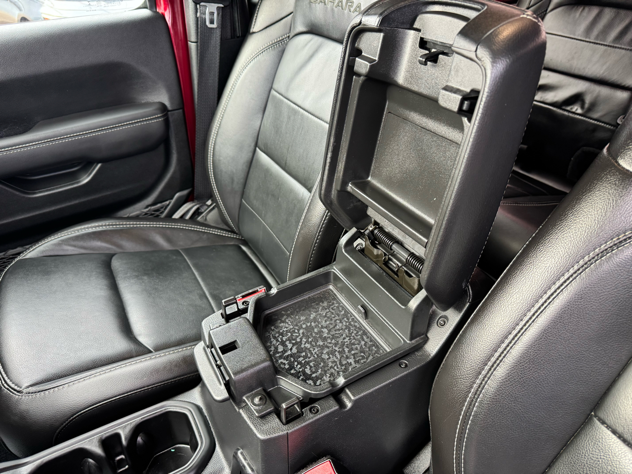 Jeep Wrangler 4xe Unlimited Sahara 4x4 2022