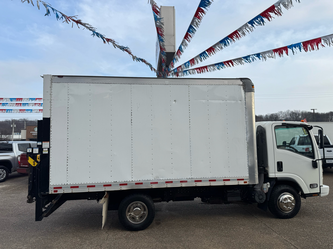 Isuzu Trucks NRR  2018