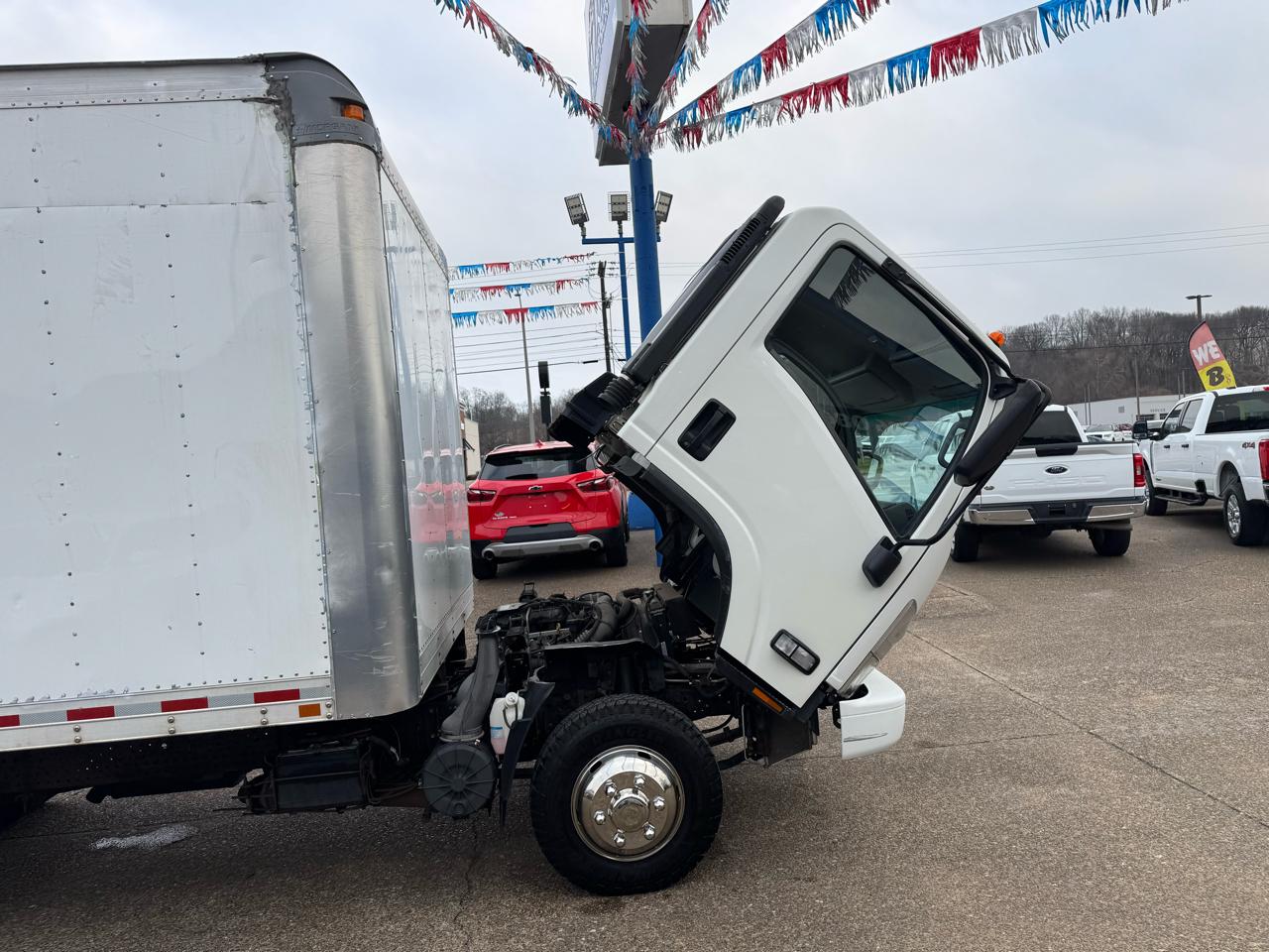 Isuzu Trucks NRR  2018