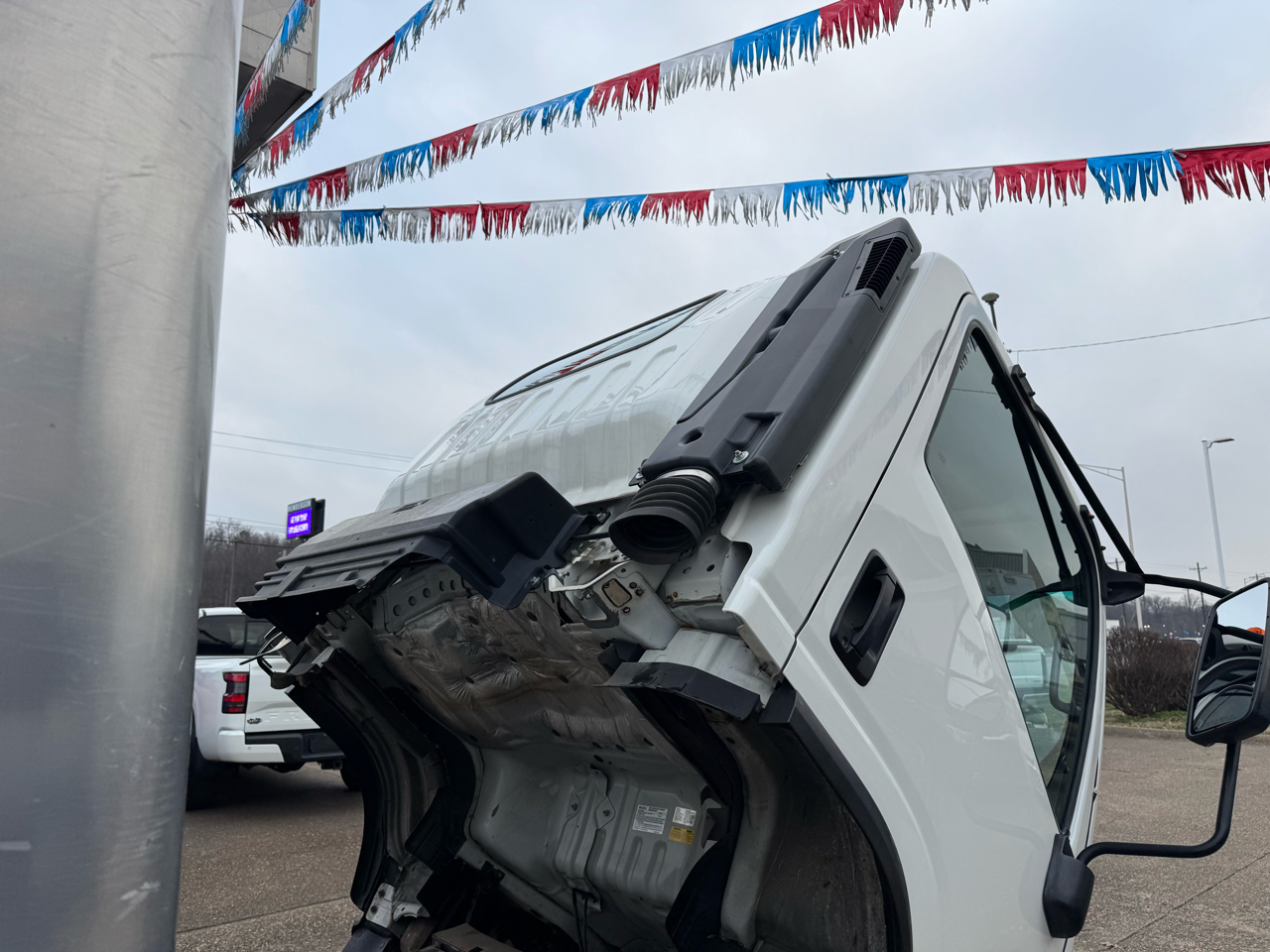 Isuzu Trucks NRR  2018