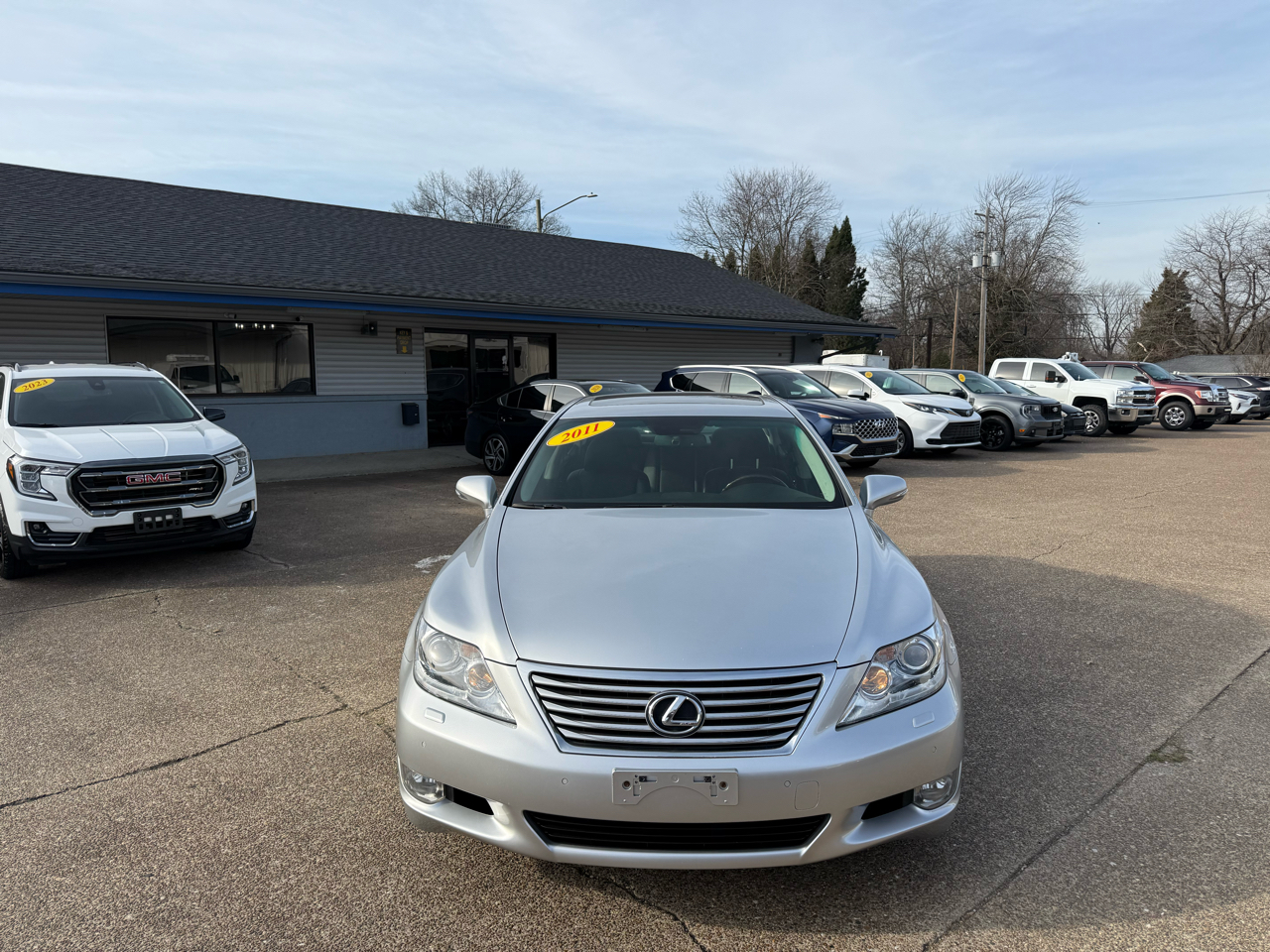 Lexus LS 460 4dr Sdn L AWD 2011