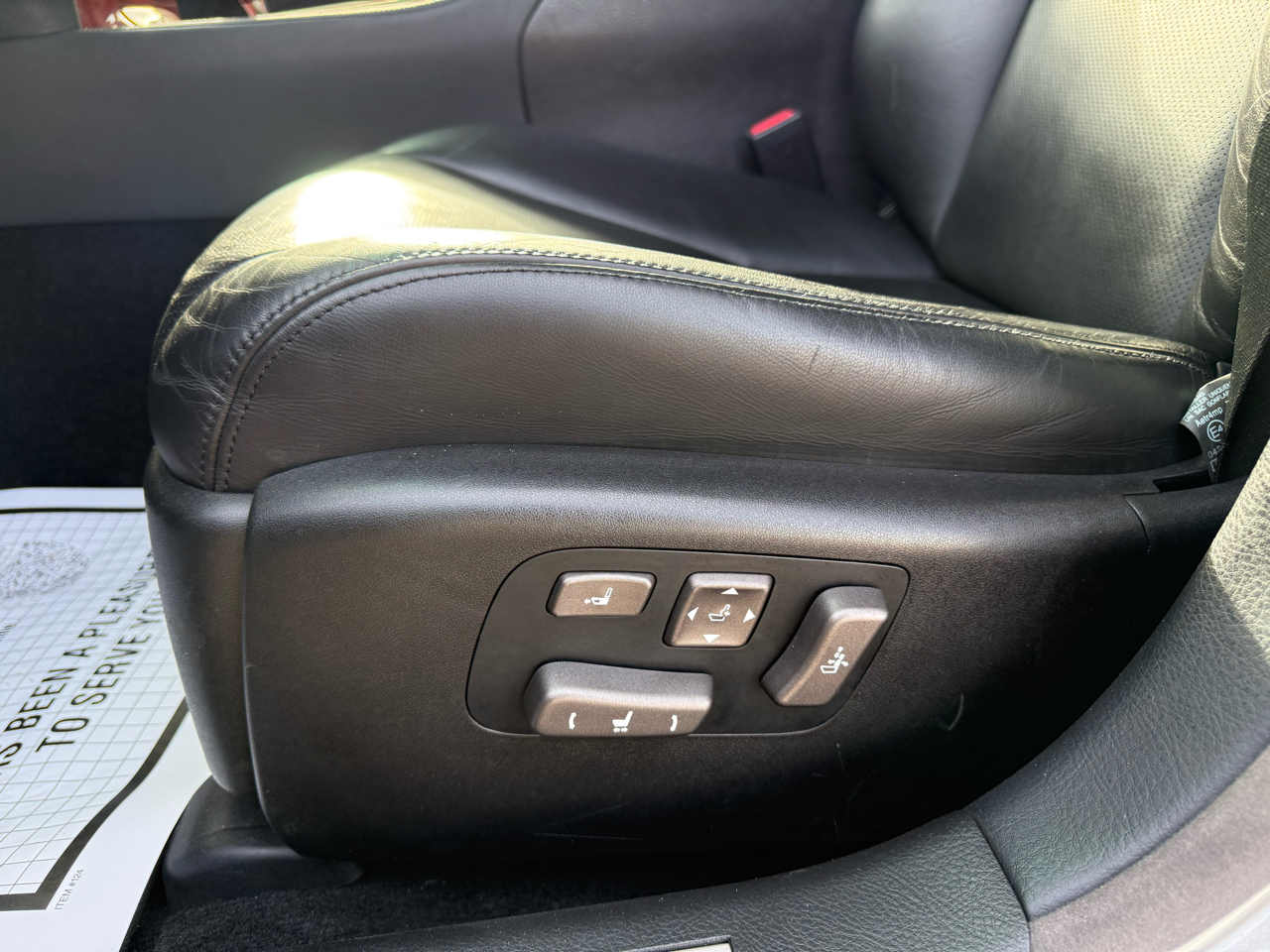 Lexus LS 460 4dr Sdn L AWD 2011