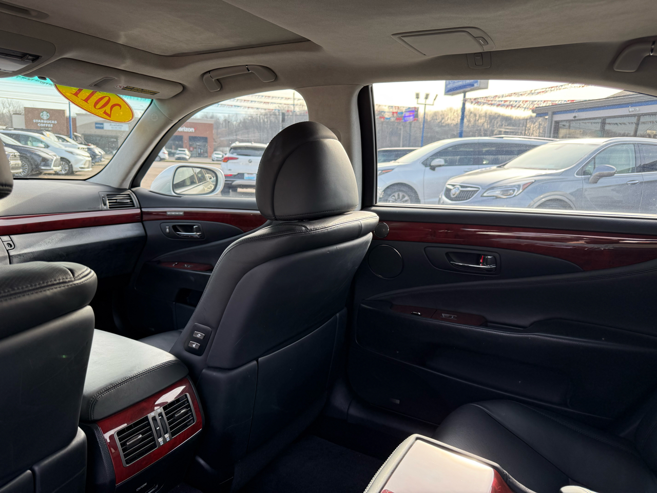 Lexus LS 460 4dr Sdn L AWD 2011