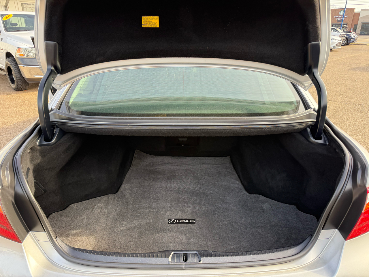 Lexus LS 460 4dr Sdn L AWD 2011