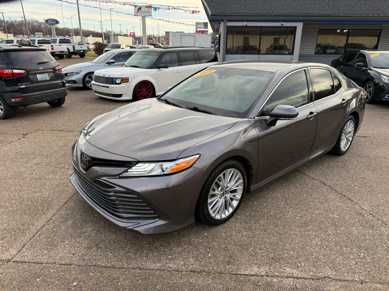 Toyota Camry XLE Auto (Natl) 2018