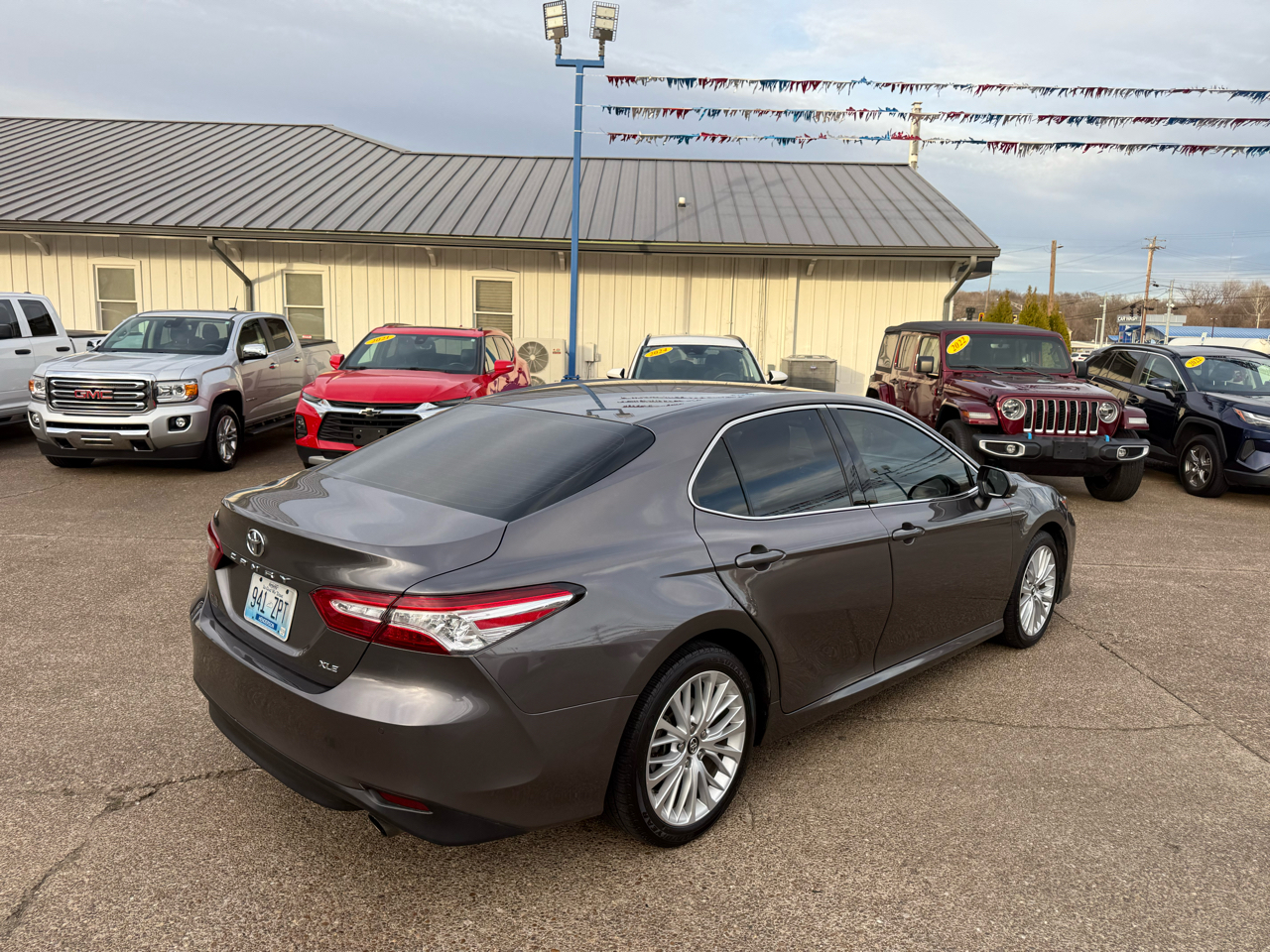 Toyota Camry XLE Auto (Natl) 2018