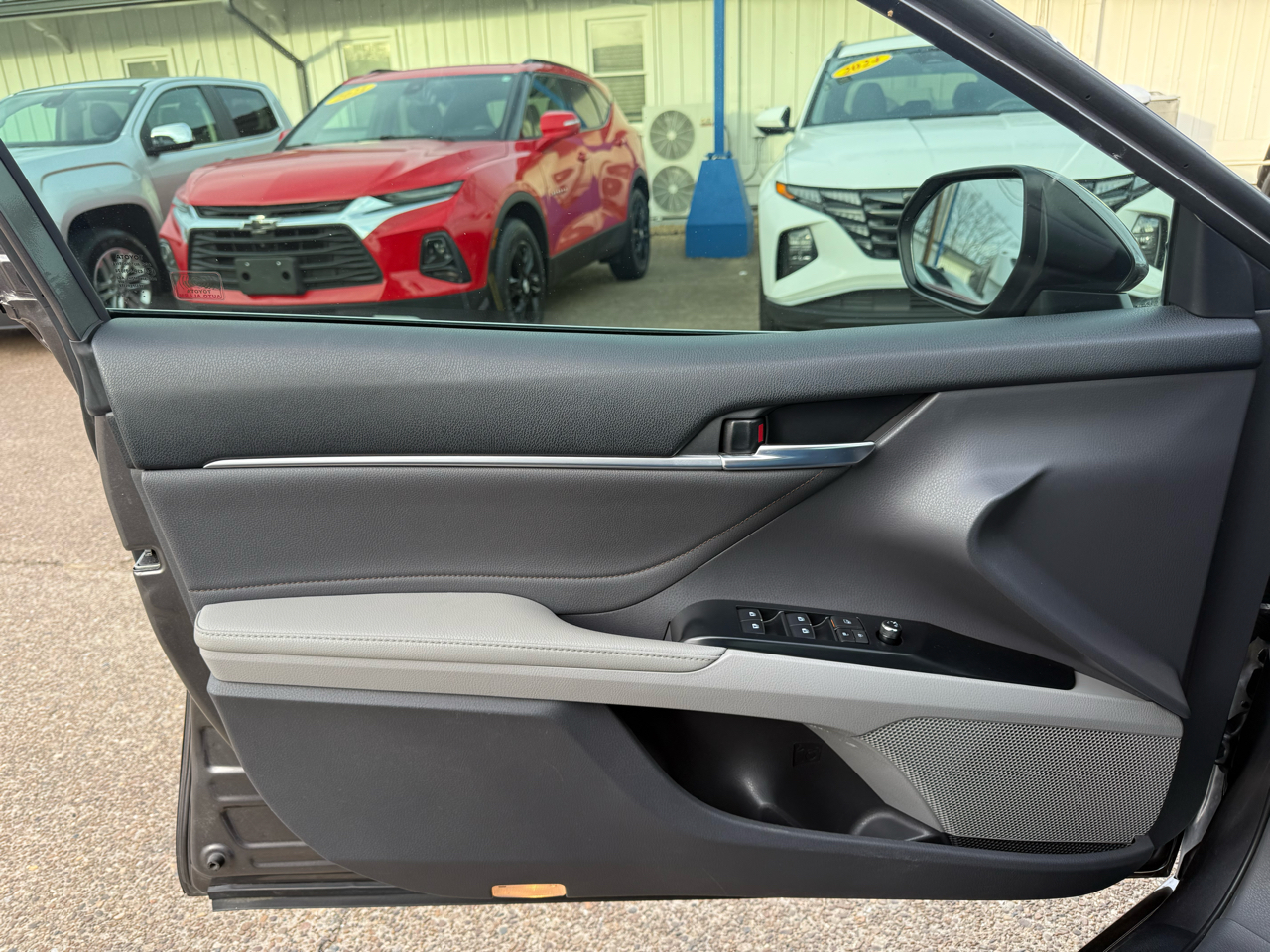 Toyota Camry XLE Auto (Natl) 2018