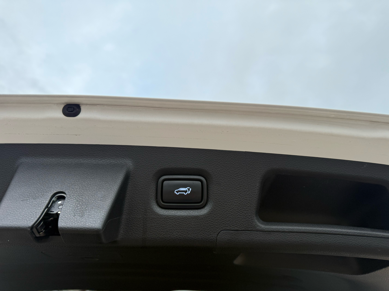 Hyundai Santa Fe Limited 2.4L Auto FWD 2020