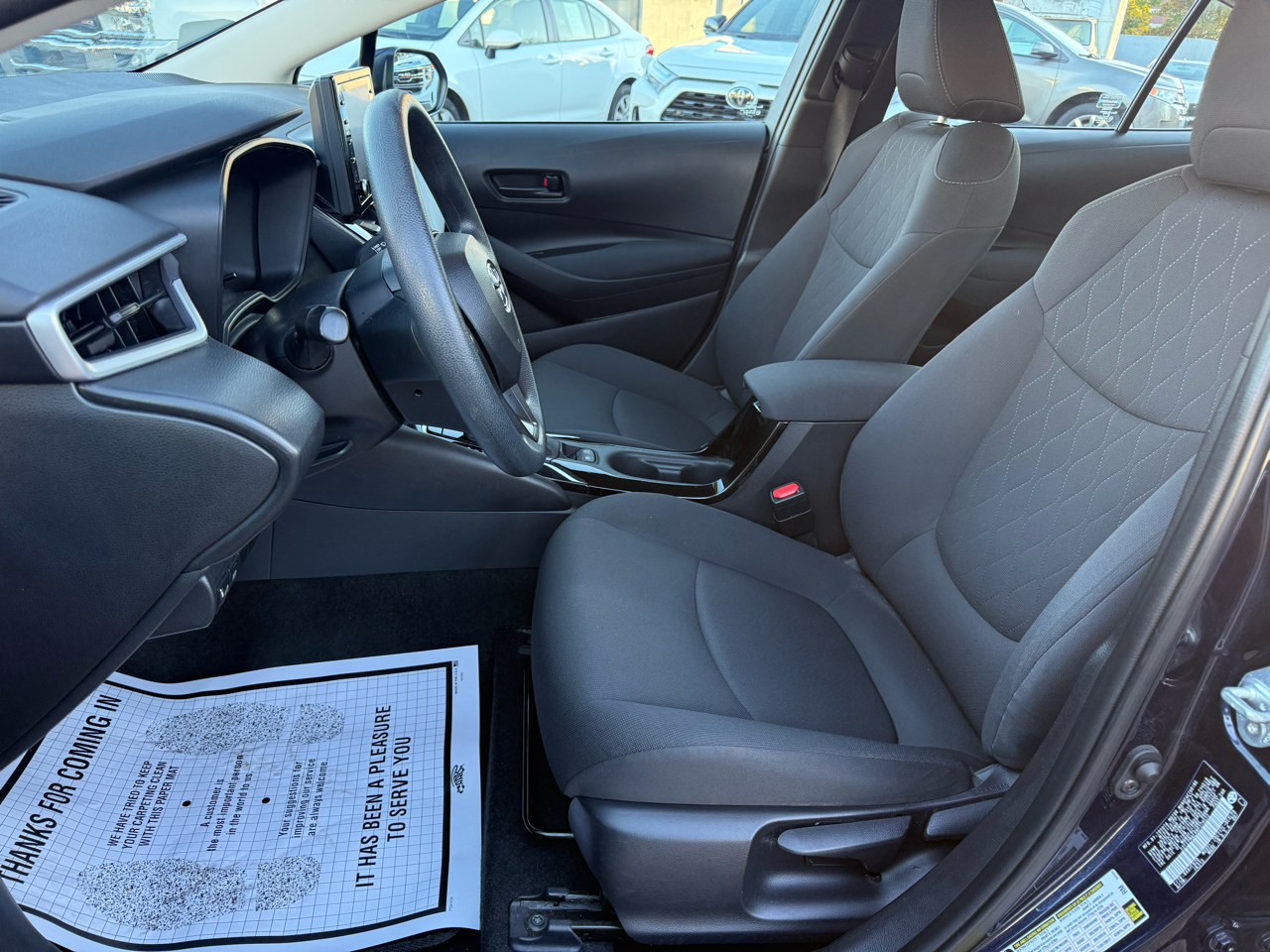 Toyota Corolla LE CVT (Natl) 2022