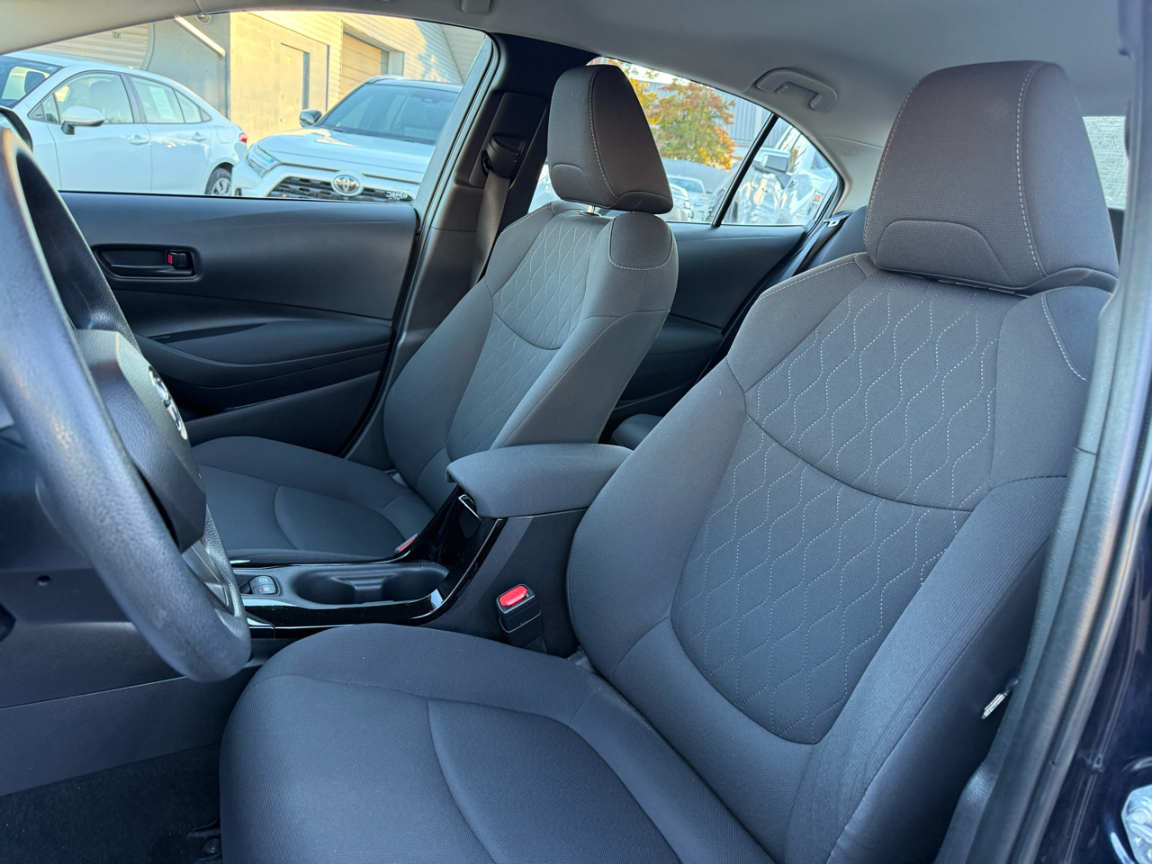 Toyota Corolla LE CVT (Natl) 2022