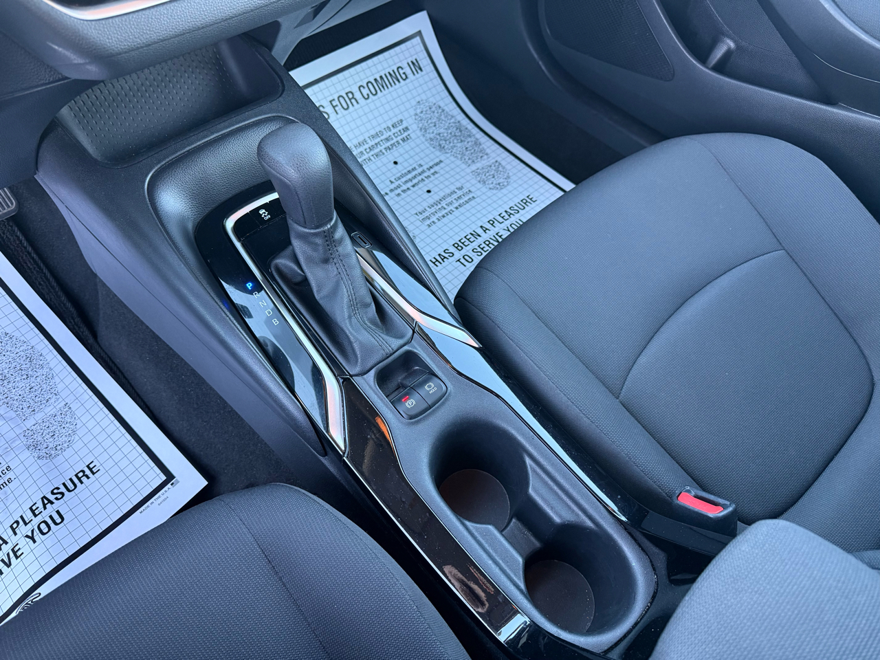 Toyota Corolla LE CVT (Natl) 2022