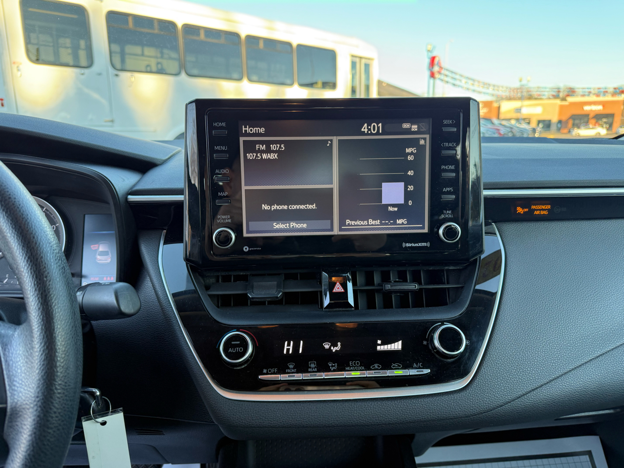 Toyota Corolla LE CVT (Natl) 2022