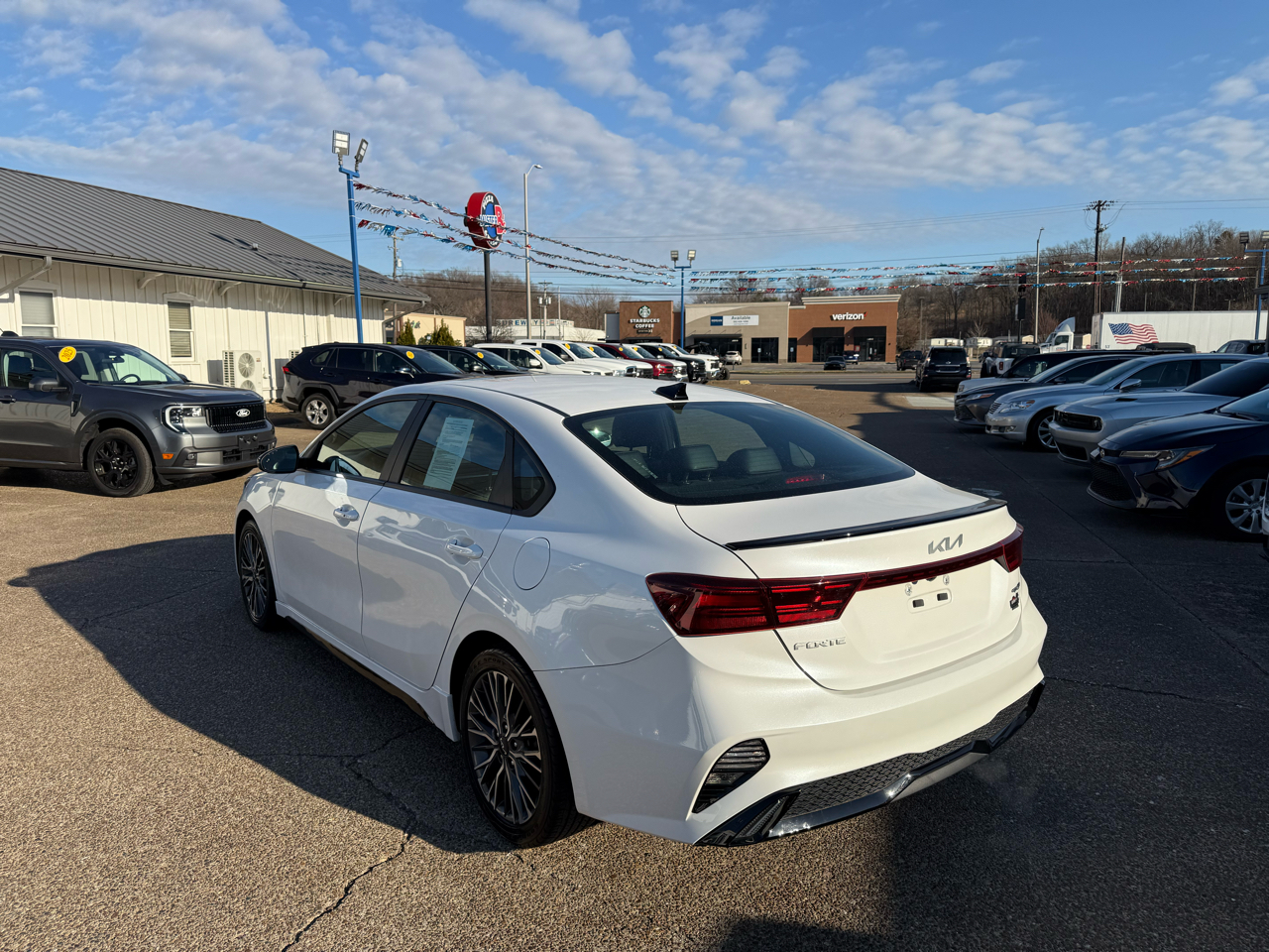 Kia Forte GT-Line IVT 2024