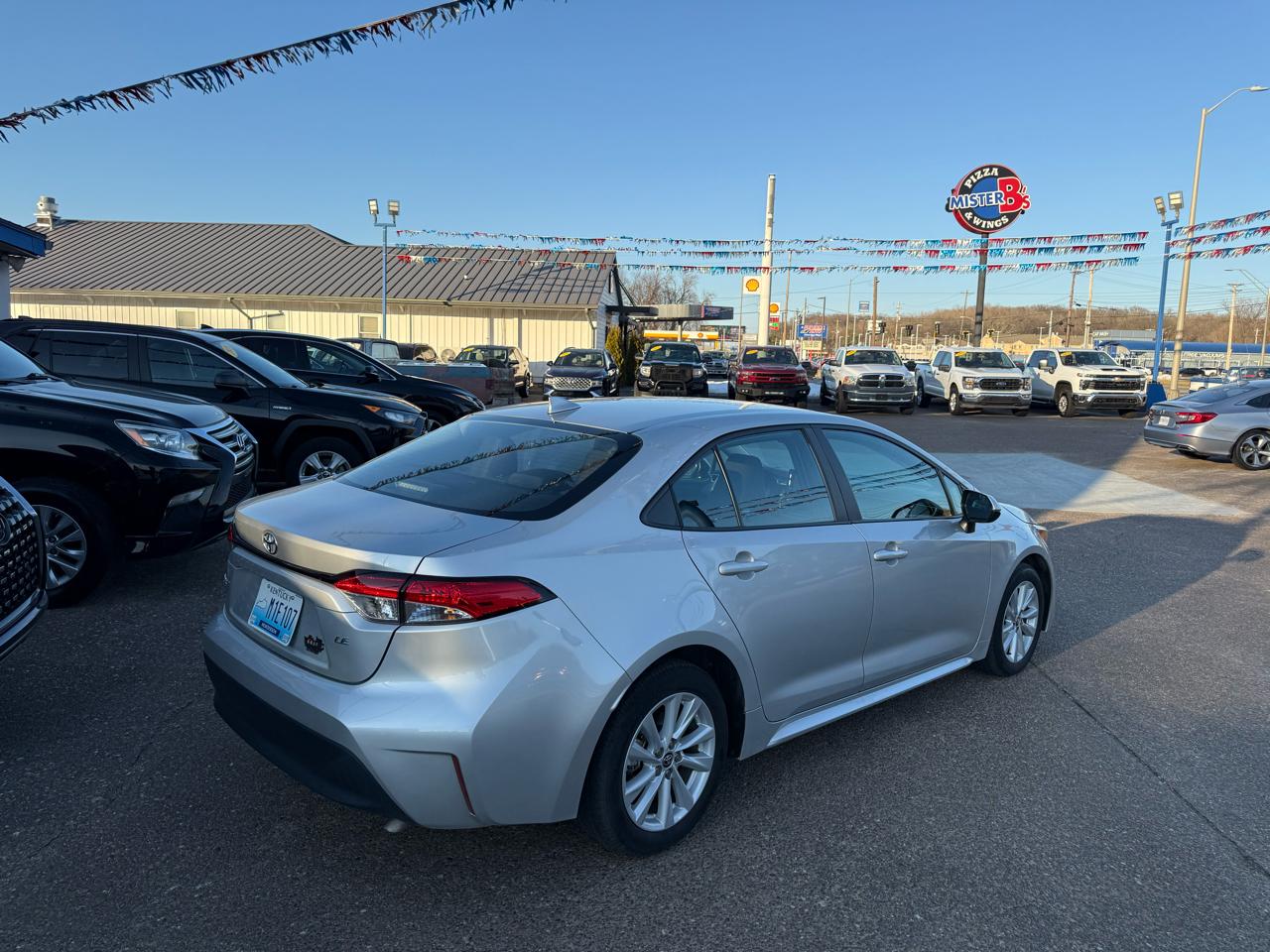 Toyota Corolla LE CVT (Natl) 2024