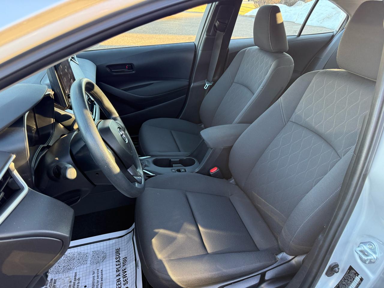 Toyota Corolla LE CVT (Natl) 2024