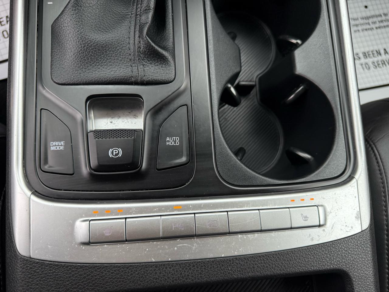 Kia Carnival LXS FWD 2025