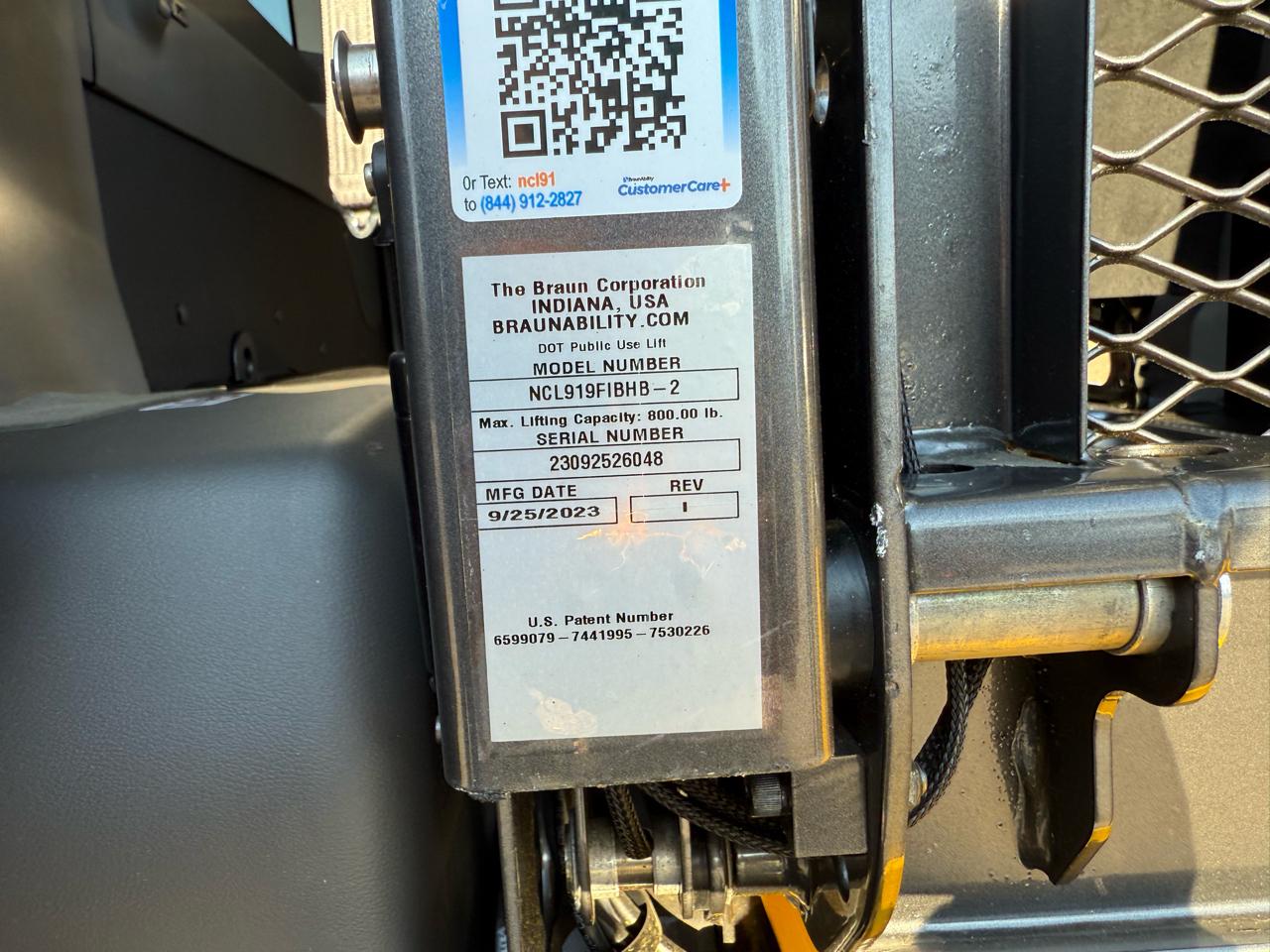 Ford Transit Passenger Wagon T-350 148" Med Roof XLT RWD 2023