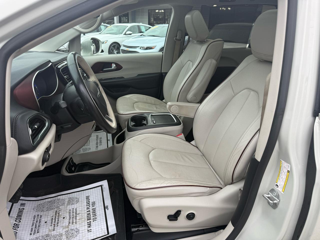 Chrysler Pacifica Limited FWD 2020