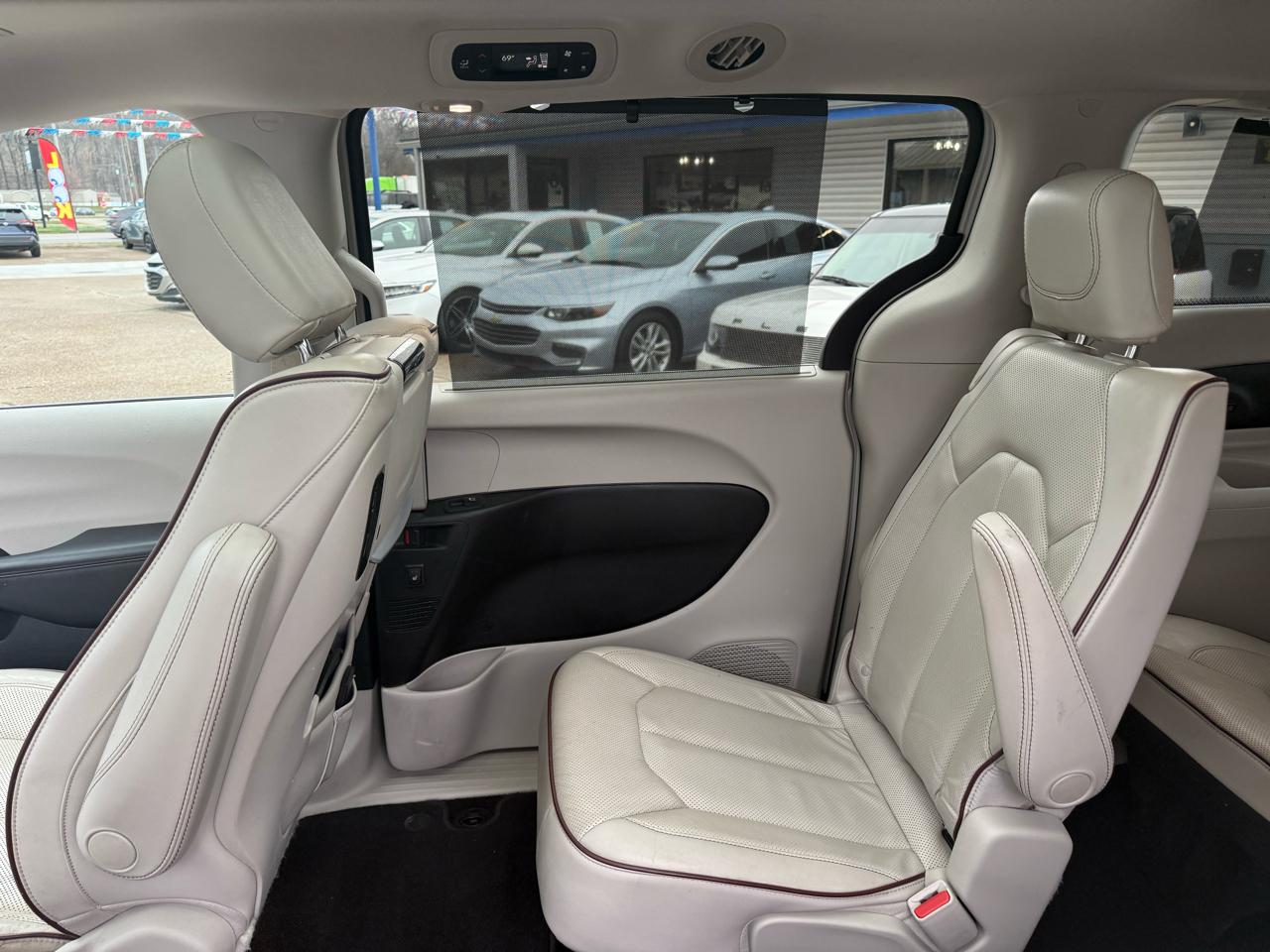 Chrysler Pacifica Limited FWD 2020