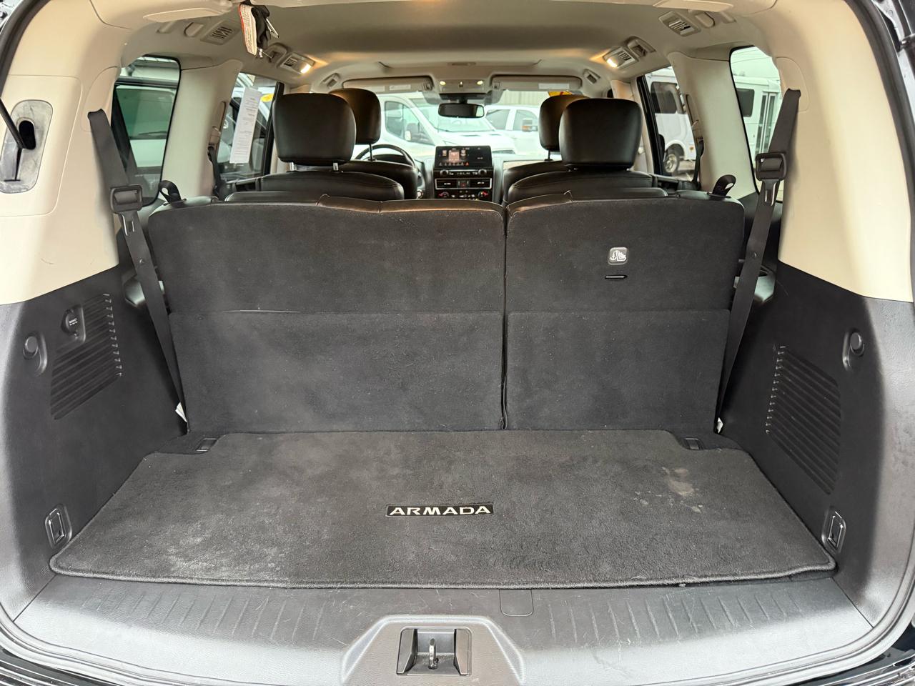 Nissan Armada 4x4 SL 2021