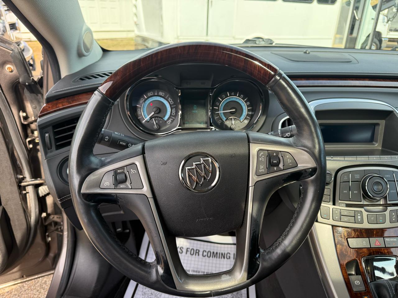 Buick LaCrosse 4dr Sdn CXL 3.0L FWD 2010