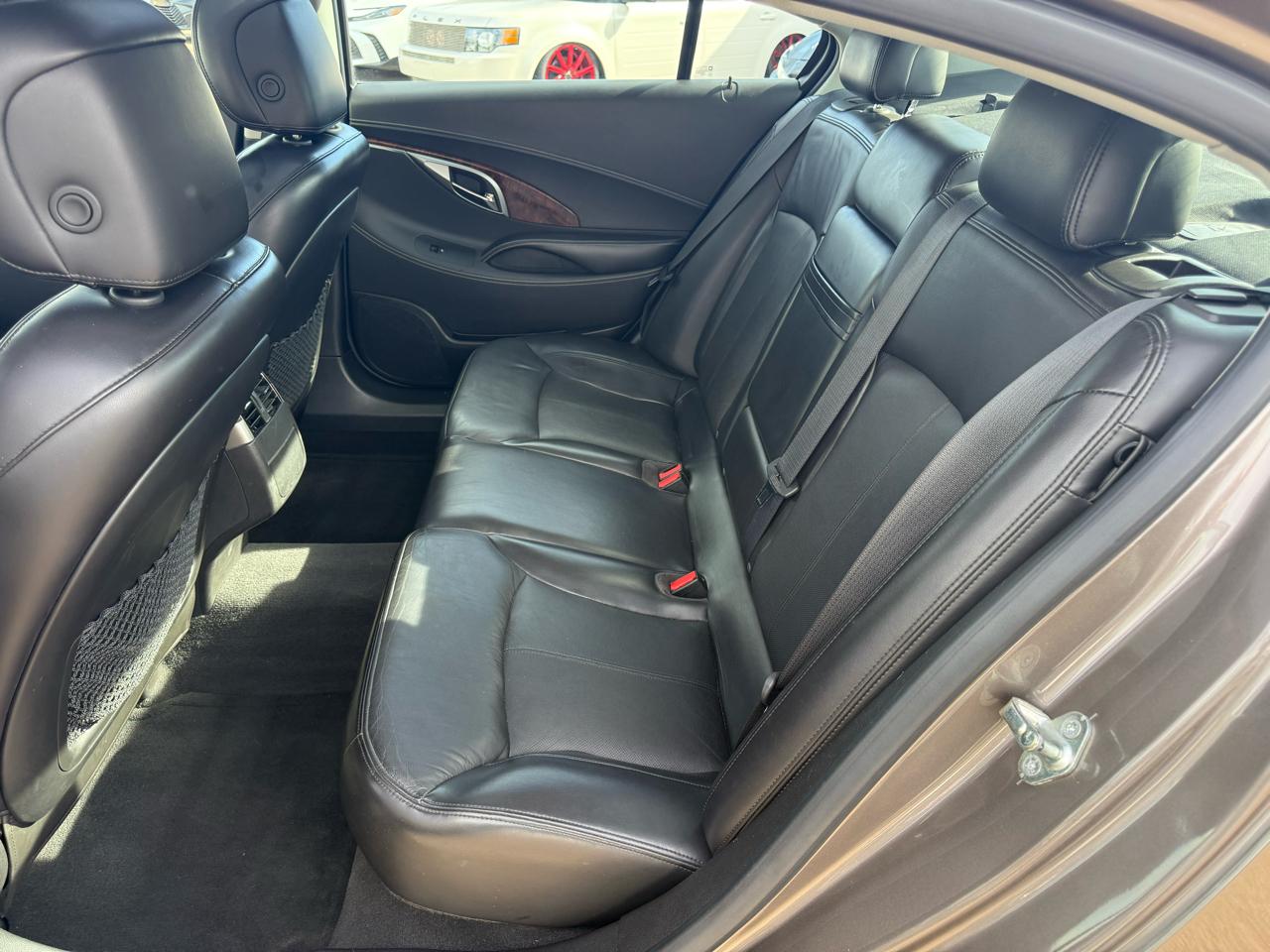 Buick LaCrosse 4dr Sdn CXL 3.0L FWD 2010