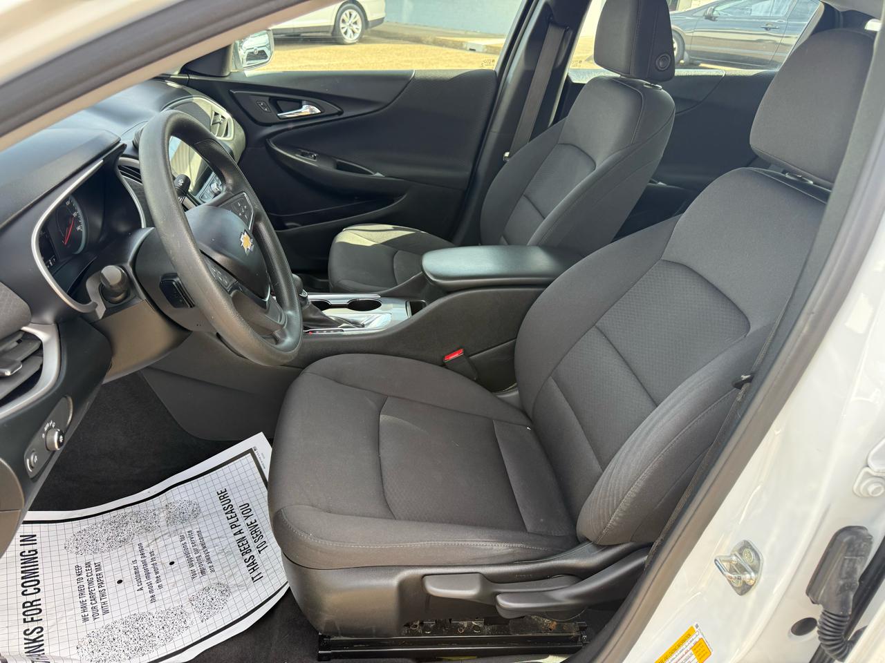 Chevrolet Malibu 4dr Sdn LS w/1LS 2021