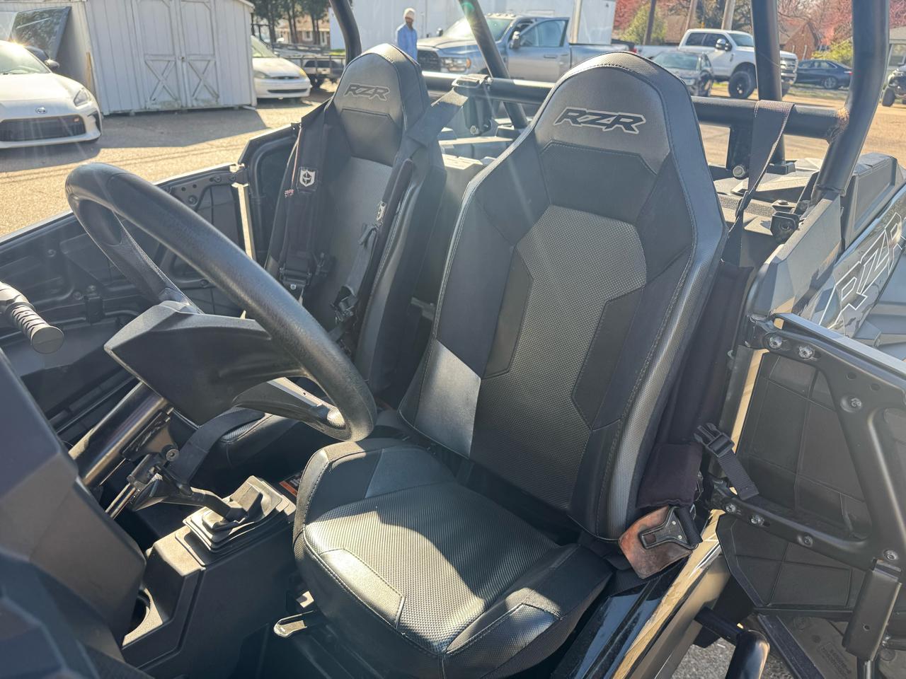 Polaris RZR 1000 XP  2020