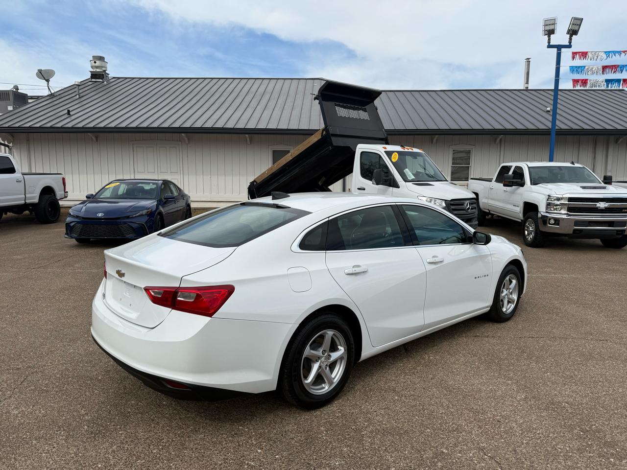 Chevrolet Malibu 4dr Sdn LS w/1LS 2017