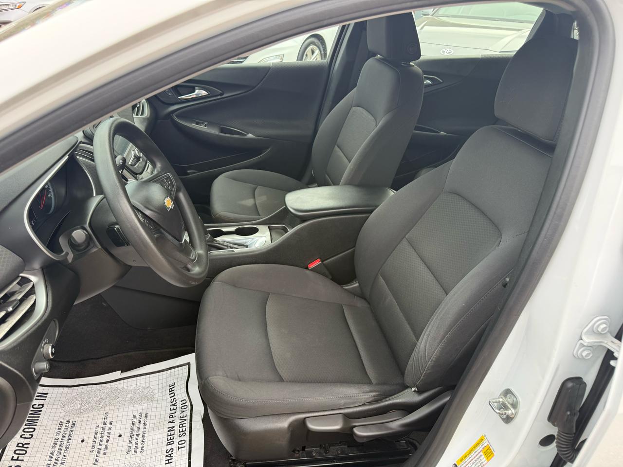 Chevrolet Malibu 4dr Sdn LS w/1LS 2017