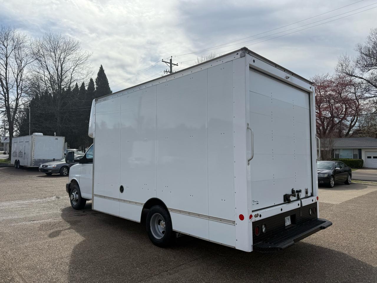 Chevrolet Express Commercial Cutaway 3500 Van 159" 2021