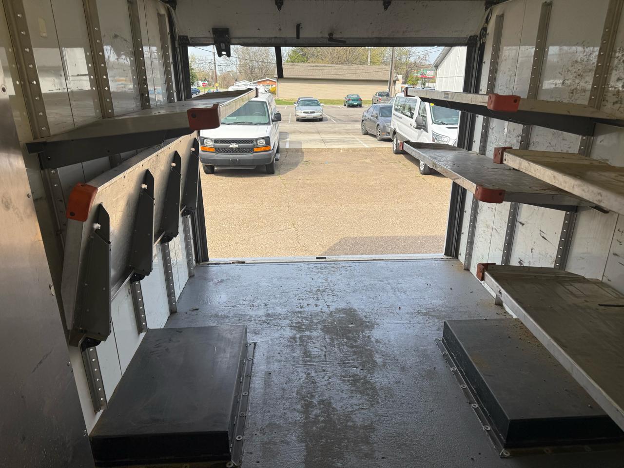 Chevrolet Express Commercial Cutaway 3500 Van 159" 2021