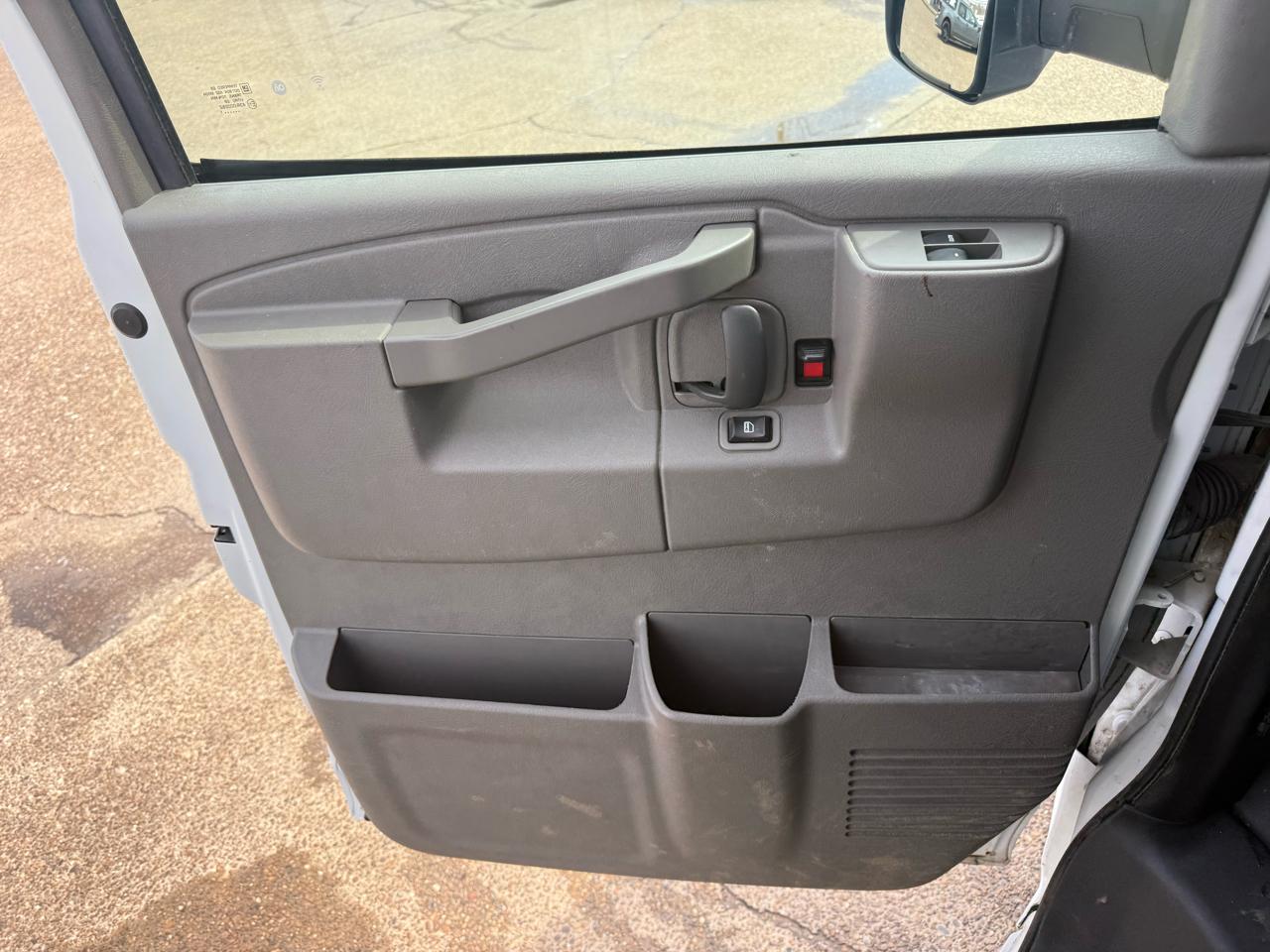 Chevrolet Express Commercial Cutaway 3500 Van 159" 2021