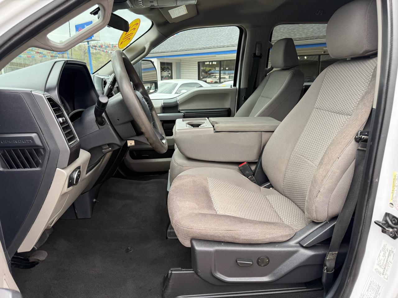 Ford Super Duty F-250 SRW 4WD Crew Cab 156" XLT 2022