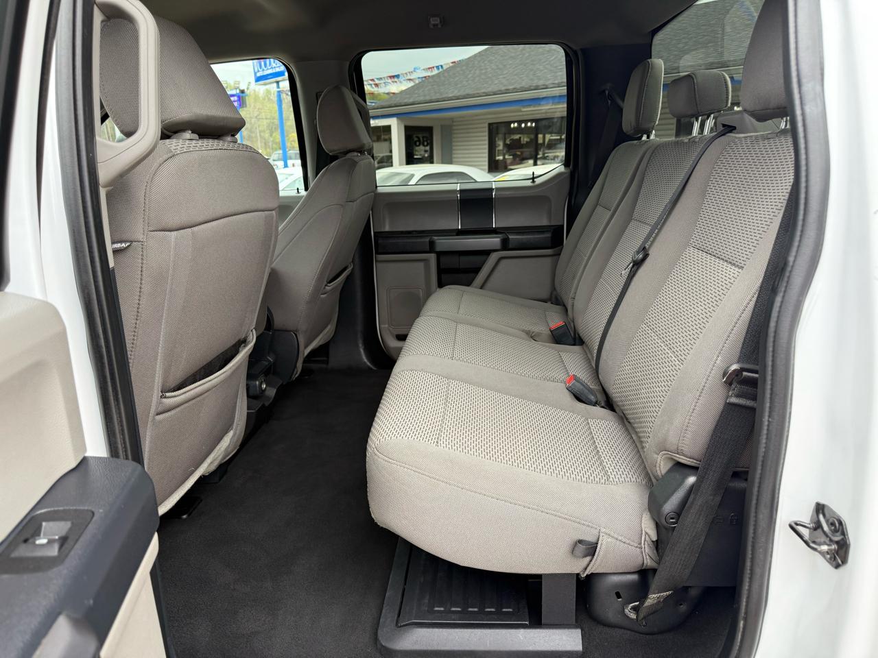 Ford Super Duty F-250 SRW 4WD Crew Cab 156" XLT 2022