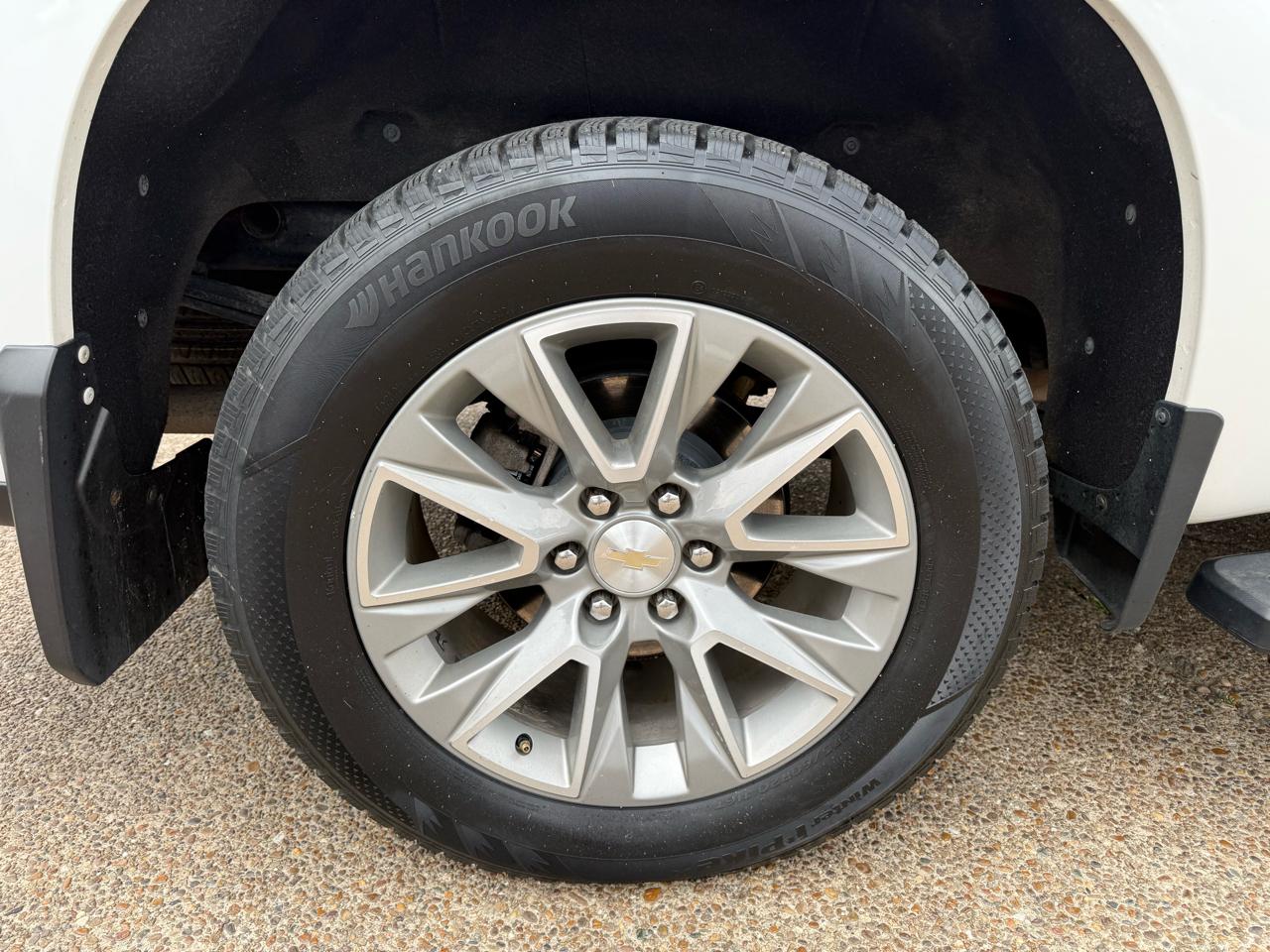 Chevrolet Silverado 1500 LTD 4WD Crew Cab 157" High Country 2022