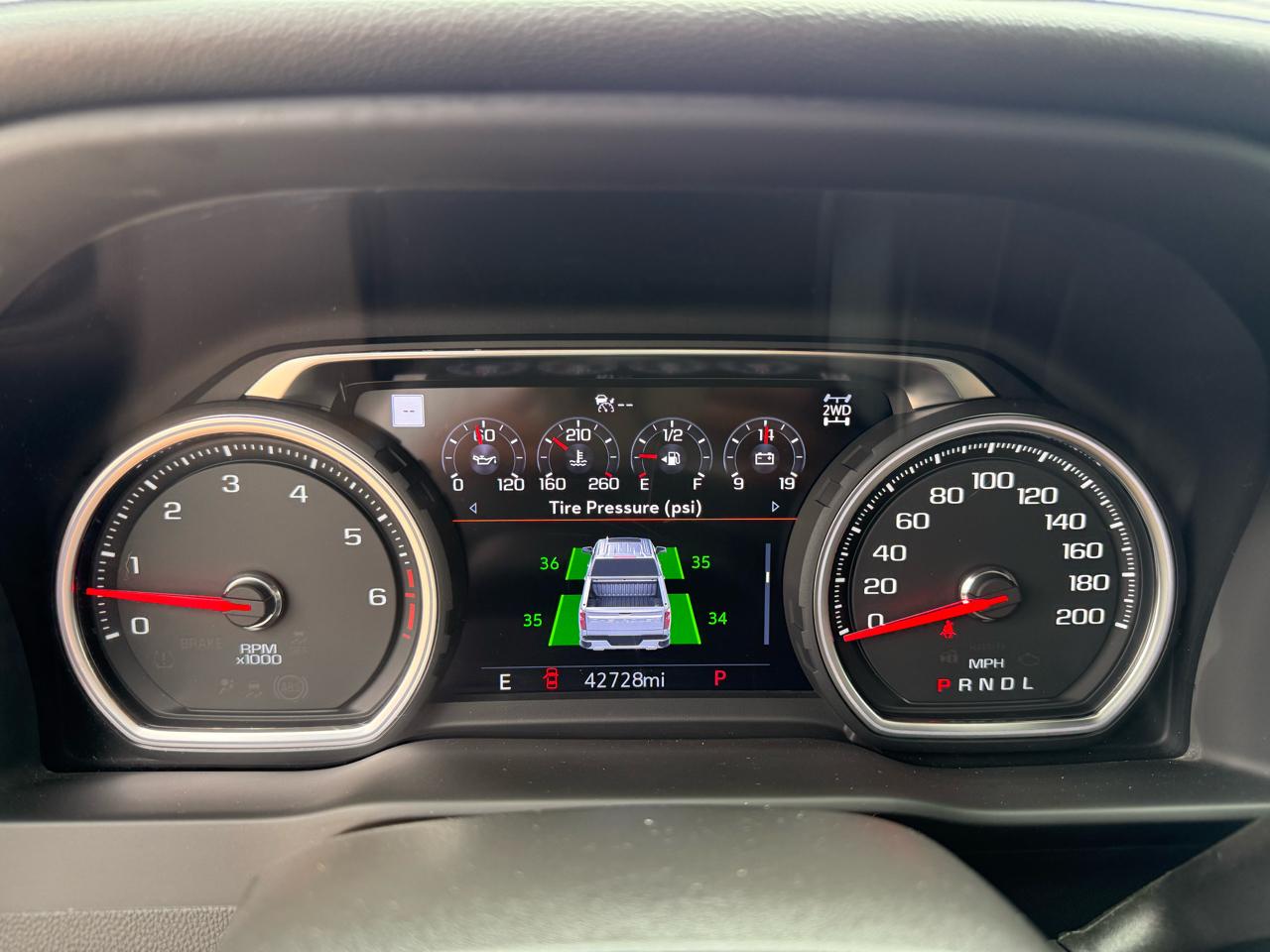 Chevrolet Silverado 1500 LTD 4WD Crew Cab 157" High Country 2022