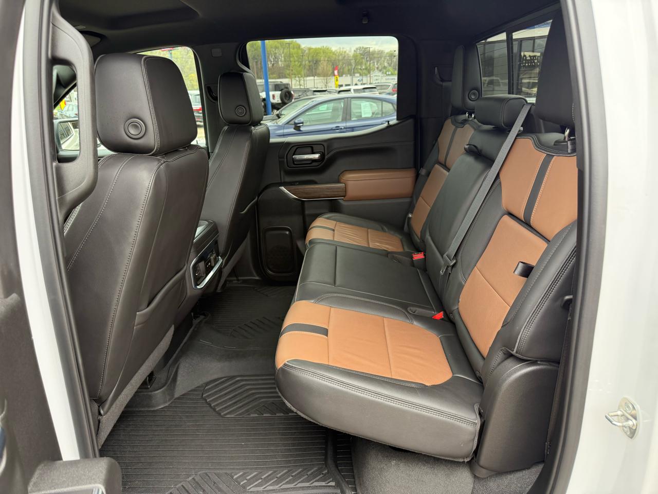 Chevrolet Silverado 1500 LTD 4WD Crew Cab 157" High Country 2022