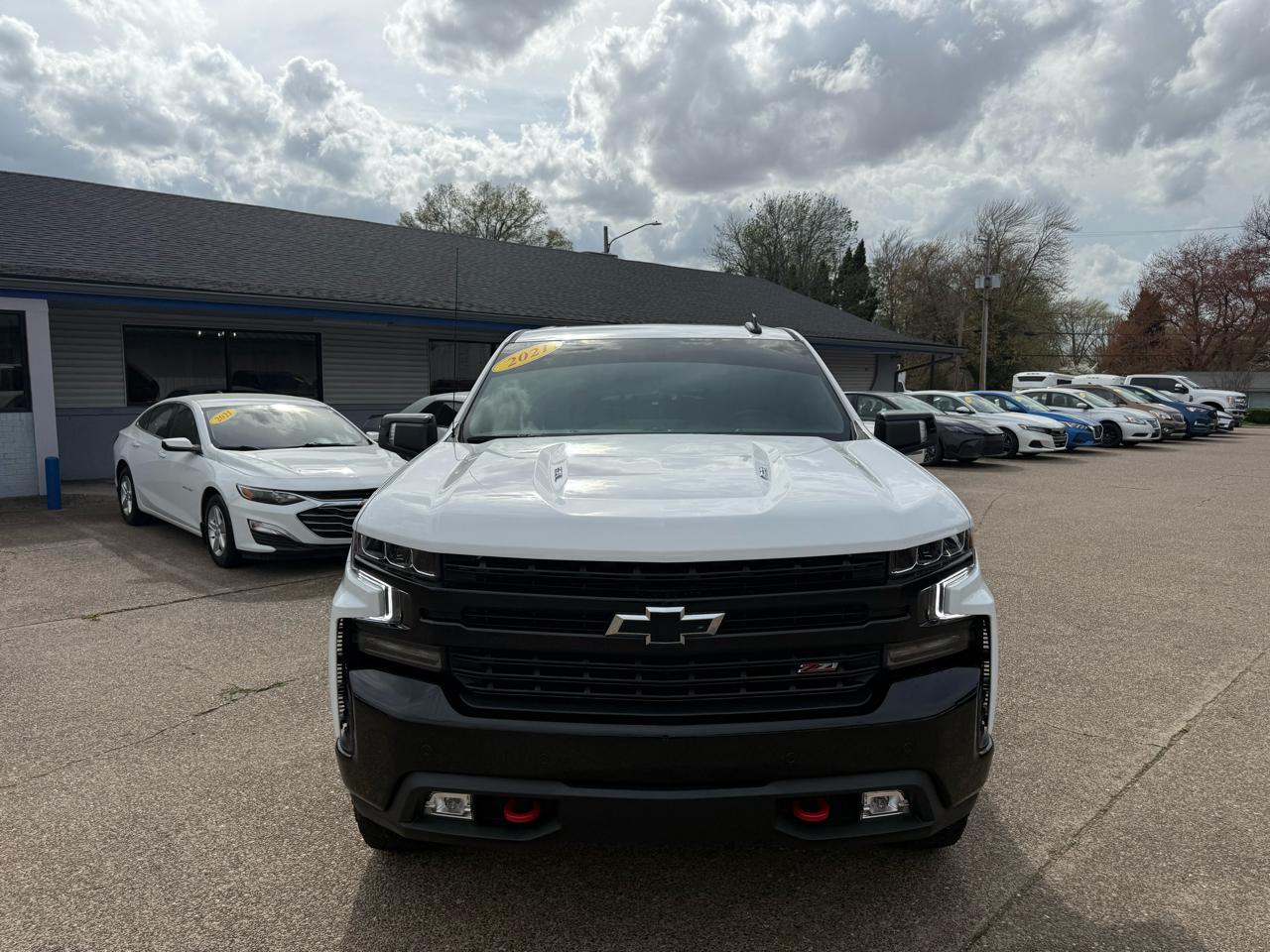 Chevrolet Silverado 1500 4WD Crew Cab 147" LT Trail Boss 2021