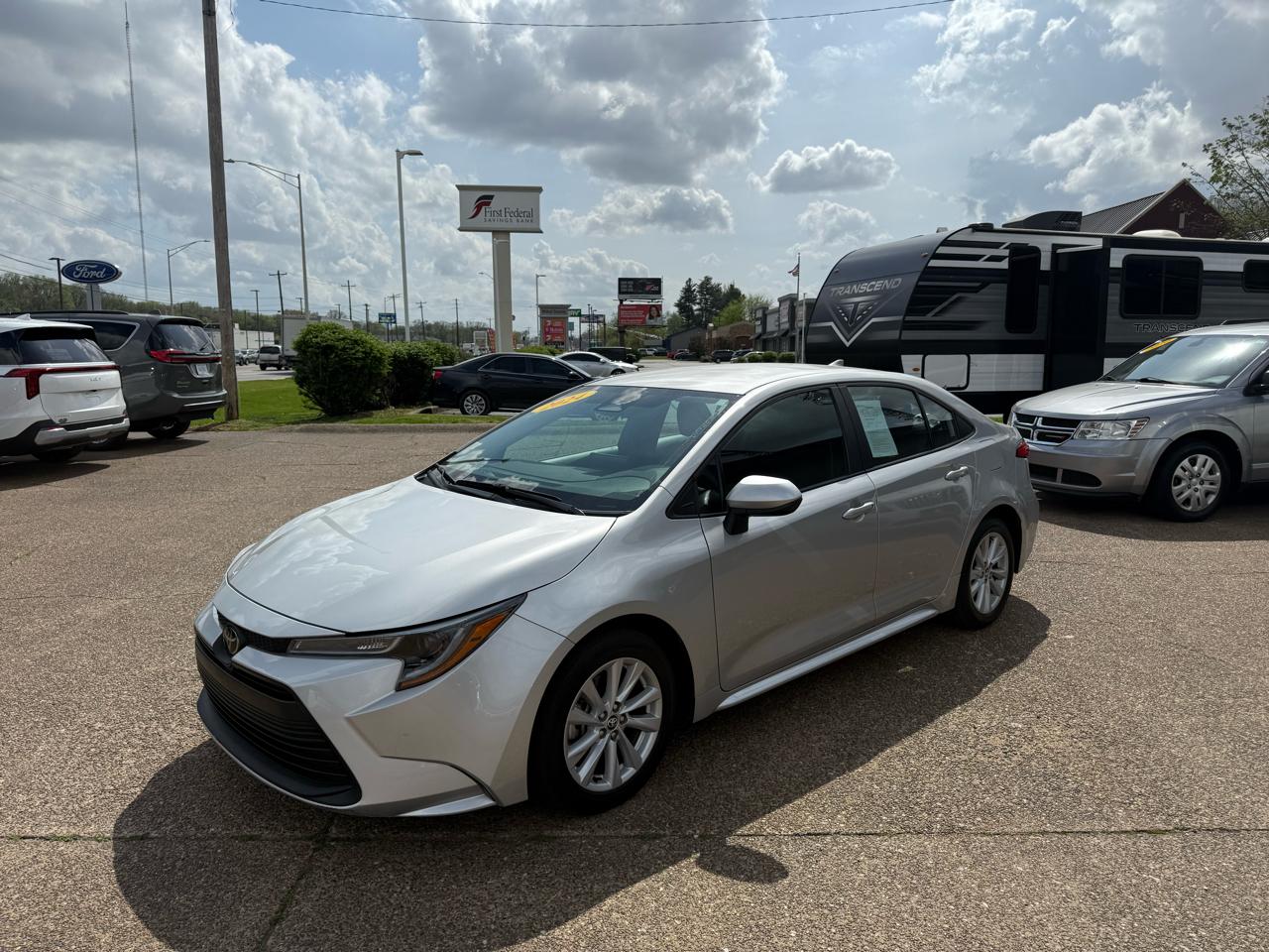 Toyota Corolla LE CVT (Natl) 2024