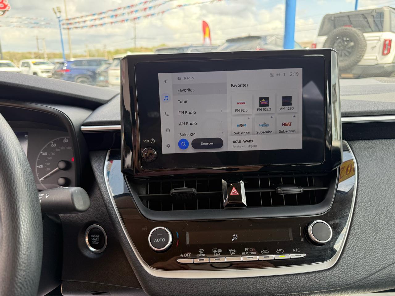 Toyota Corolla LE CVT (Natl) 2024