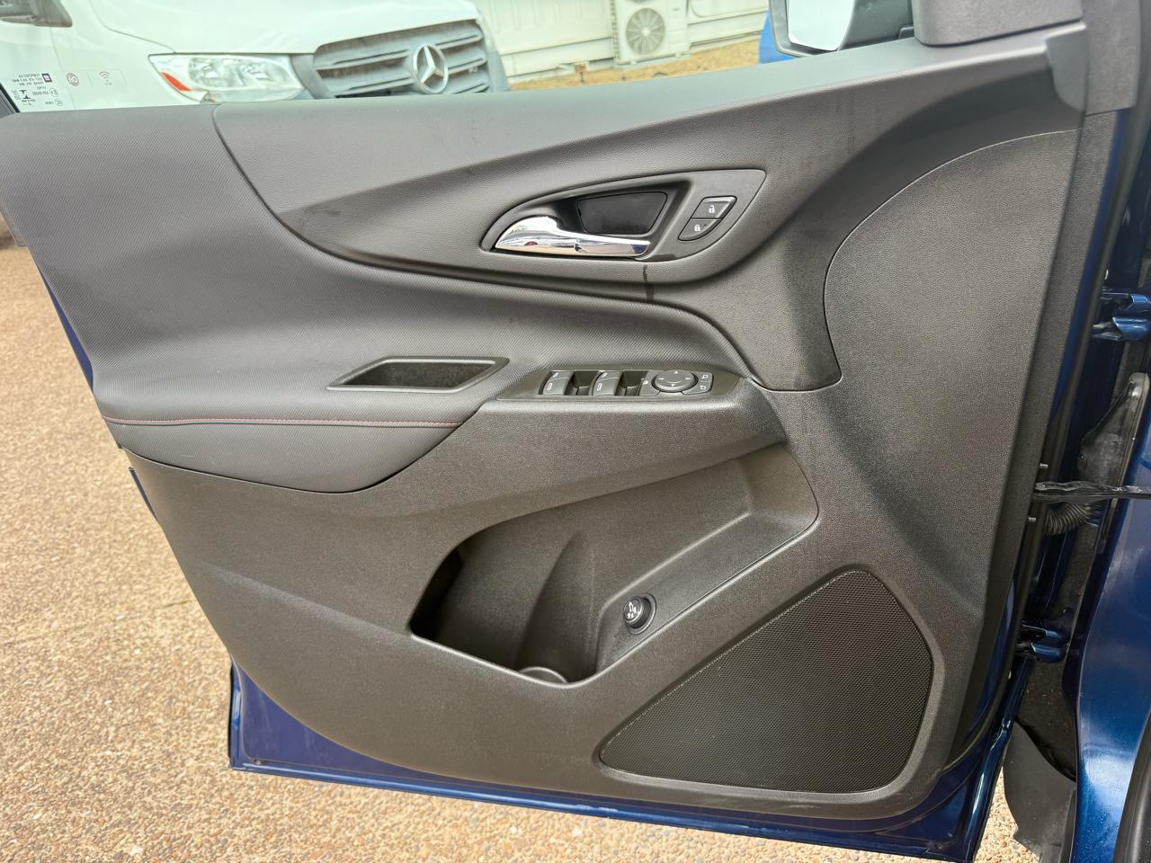 Chevrolet Equinox FWD 4dr RS 2023