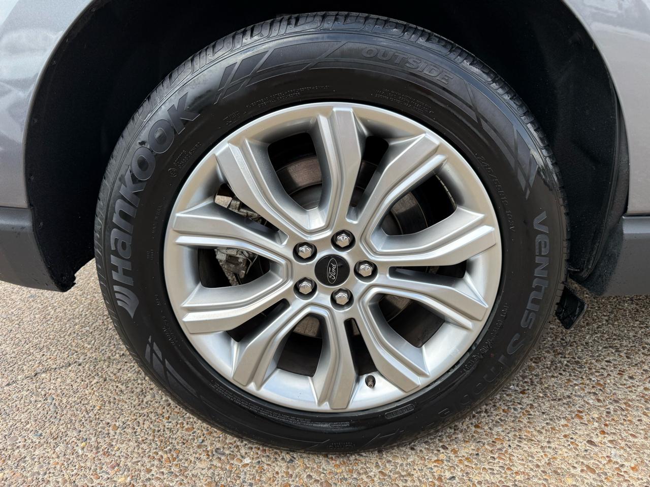 Ford Edge Titanium AWD 2024