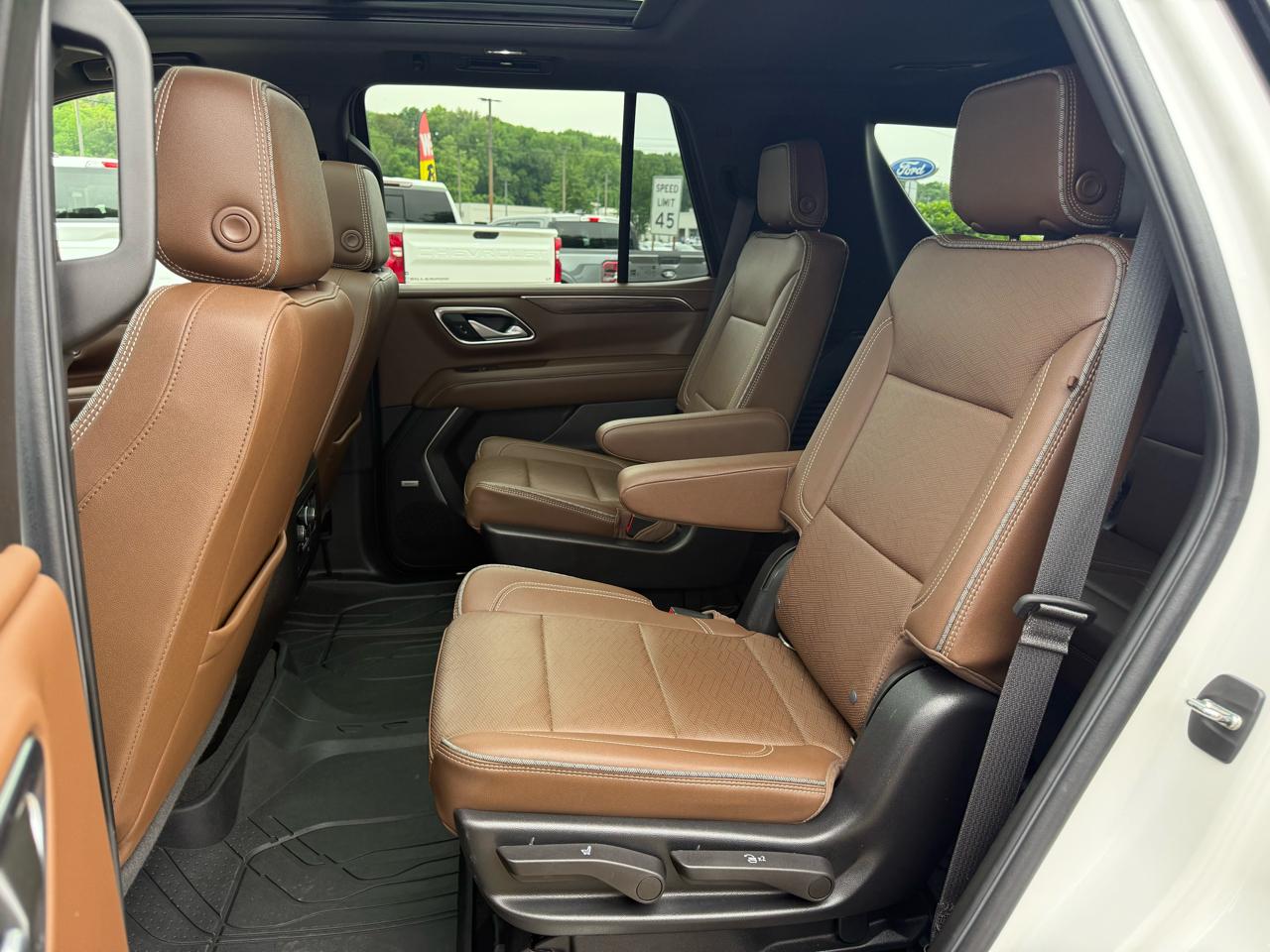 Chevrolet Tahoe 4WD 4dr High Country 2022