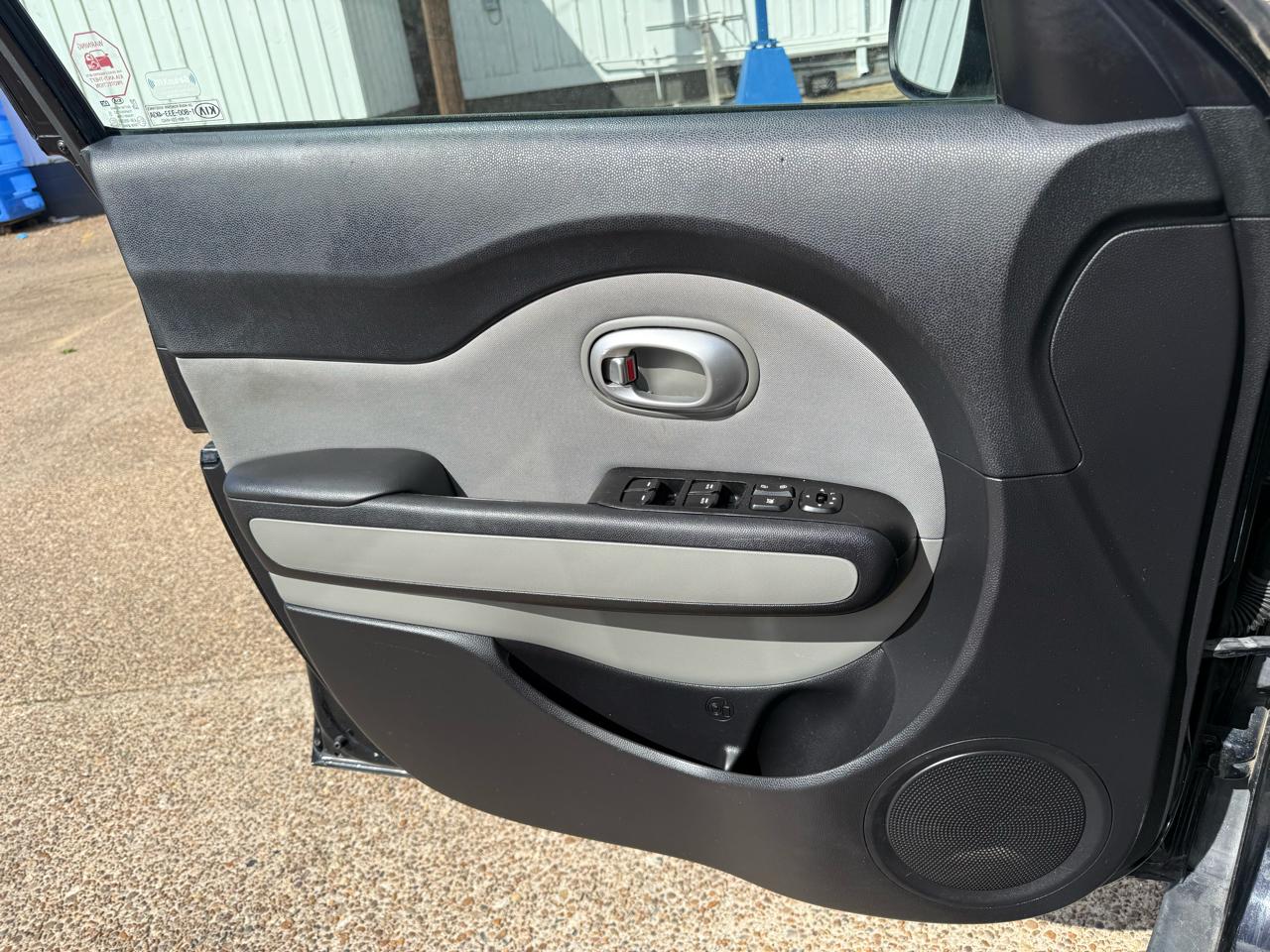 Kia Soul 5dr Wgn Auto + 2015